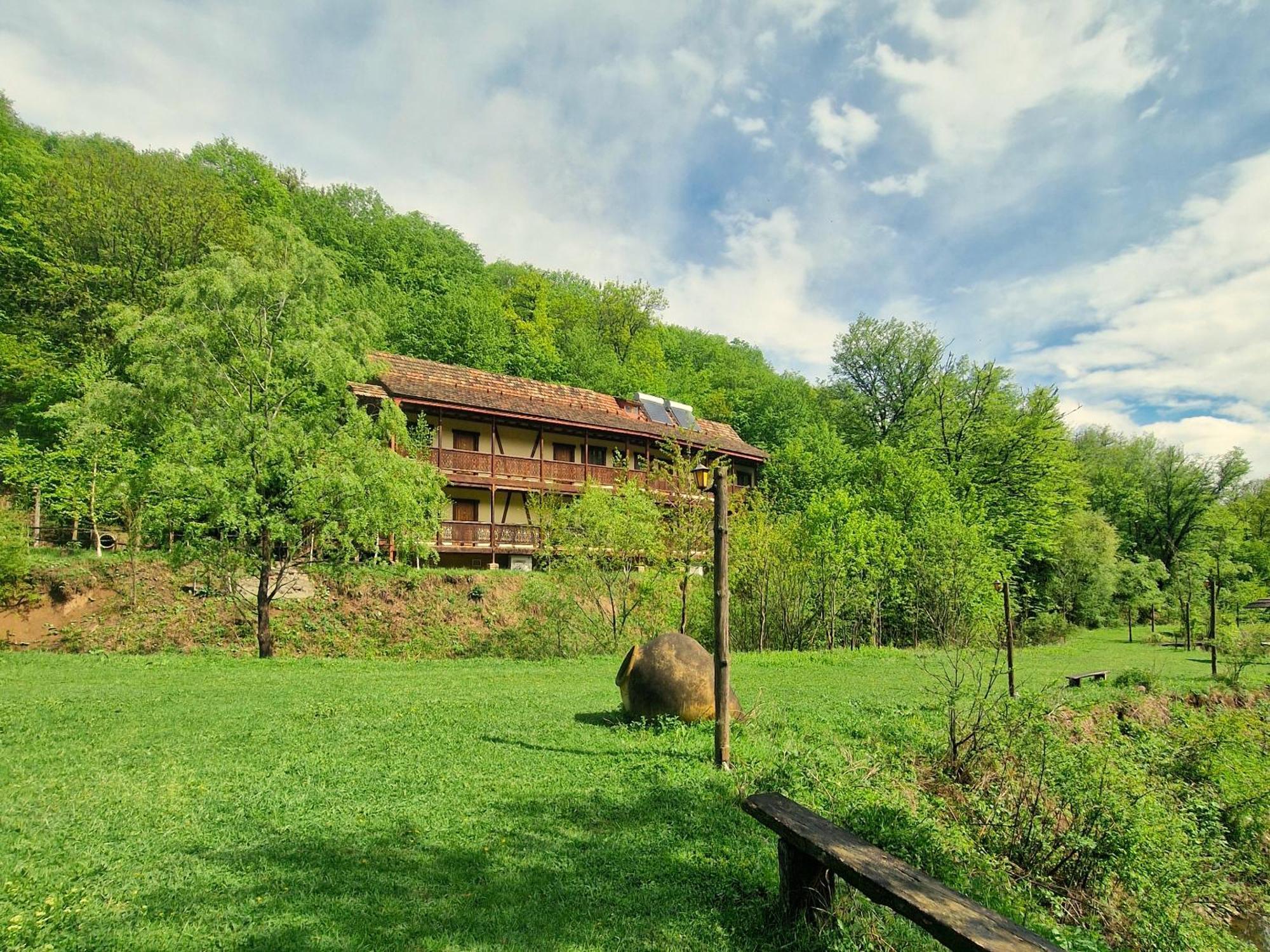 Ecokayan Dilijan Resort Hotel Extérieur photo